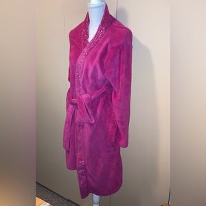 Hot Pink Fleece ULTA BATHROBE with Sparkling Collar, NWT, Size Small